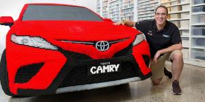 Австралиец построил Toyota Camry из Lego в натуральную величину