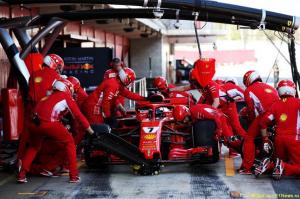 Масса: Ferrari по-прежнему не хватает стабильности