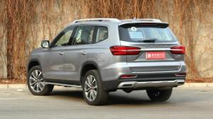 Рамный внедорожник Roewe RX8 поступил в продажу
