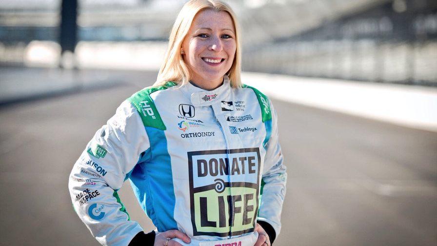 Пиппа Манн выступит в Инди 500 за Dale Coyne Racing