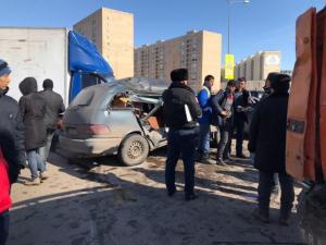 Массовое ДТП в Астане: столкнулись КамАЗ, Газель и три авто