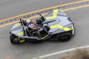 Спорт-трайки Polaris Slingshot 2015-2018 отзывают из-за проблем с сидениями