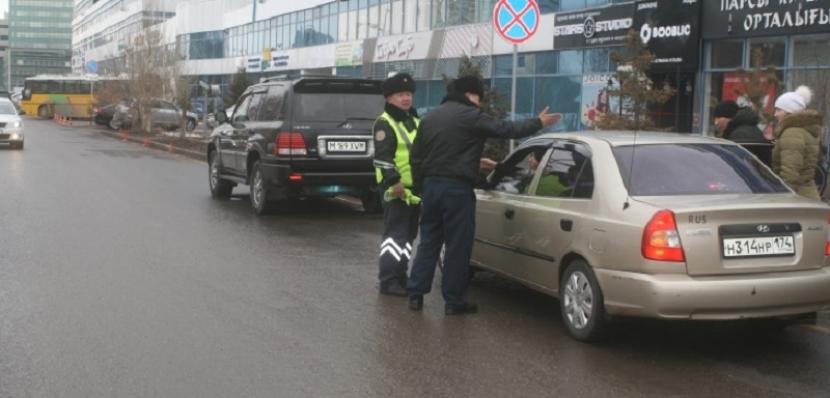 Столичные полицейские начали рейд на платных парковках