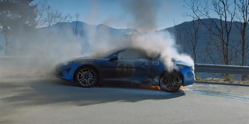 Возгорание спорткара Alpine на передаче Top Gear показали на видео