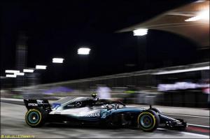 В Mercedes не чувствуют прежней уверенности
