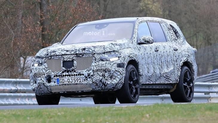 Новый внедорожник Mercedes GLS вновь замечен на тестах