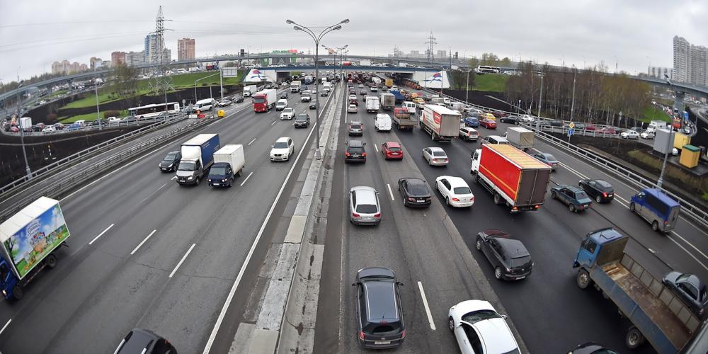 В Москве назвали самые аварийные дороги