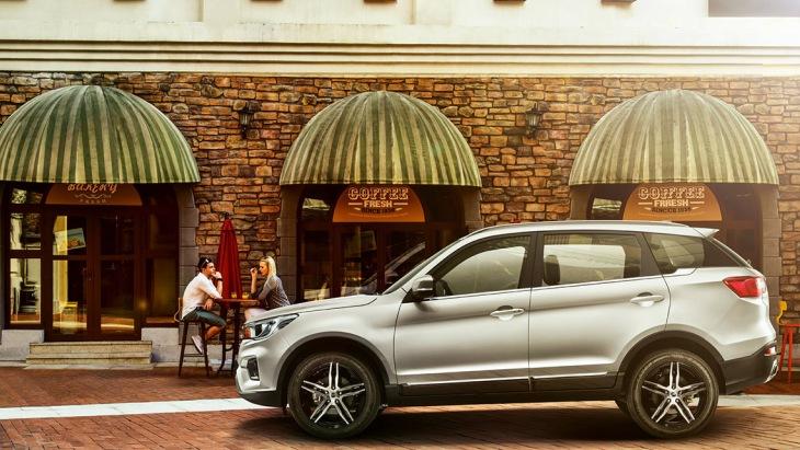 Названы комплектации кроссовера Lifan X70 для России