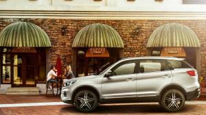 Названы комплектации кроссовера Lifan X70 для России