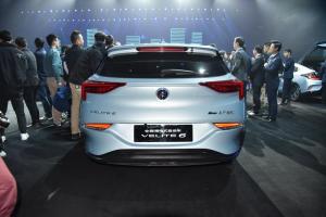 Серийная версия гибридного универсала Buick Velite 6