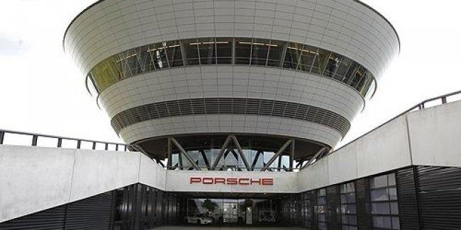 Вокруг Porsche разгорается новый скандал
