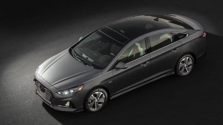 Озвучены цены обновлённого седана Hyundai Sonata Hybrid
