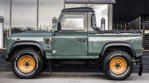 Пикап Land Rover Defender будет конкурировать с Mercedes-Benz X-Class