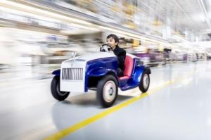 Крошечный Rolls-Royce прошел первое техобслуживание