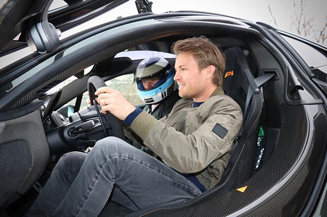 Видео: Росберг сел за руль McLaren Хаккинена
