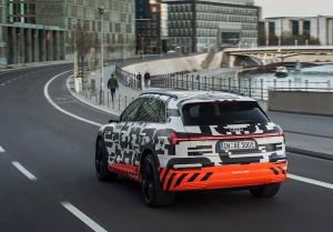 Первый электрокроссовер Audi проедет без подзарядки 400 километров