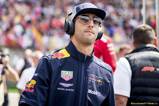 Риккардо советует Red Bull присмотреться к Honda
