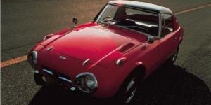 Toyota восстановила свой старейший из сохранившихся спорткар Toyota 800