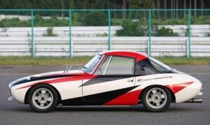 Toyota восстановила свой старейший из сохранившихся спорткар Toyota 800