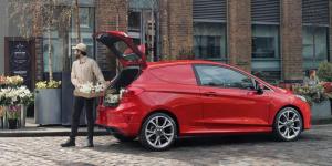 Ford Fiesta превратили в развозной фургон