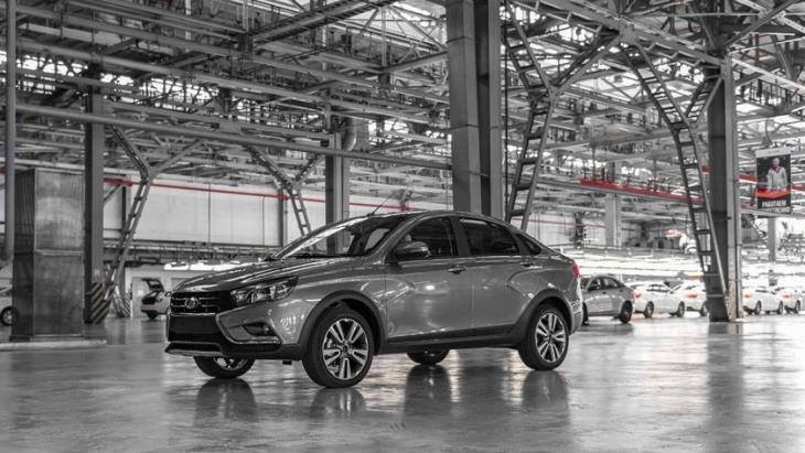 Седан LADA Vesta Cross официально встал на конвейер
