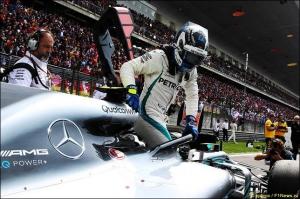 Симондс: Проблемы с резиной у Mercedes были и прежде
