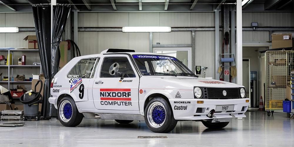 Volkswagen восстановил двухмоторный Golf 1987 г. для «Гонки в облаках»