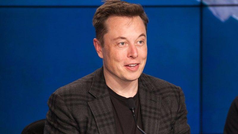 Bloomberg подсчитал убытки Tesla