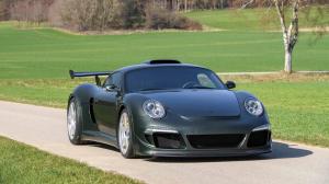 Один из семи среднемоторных RUF CTR3 Clubsport пустят с молотка