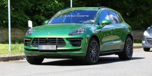 Обновленный Porsche Macan сфотографировали без камуфляжа