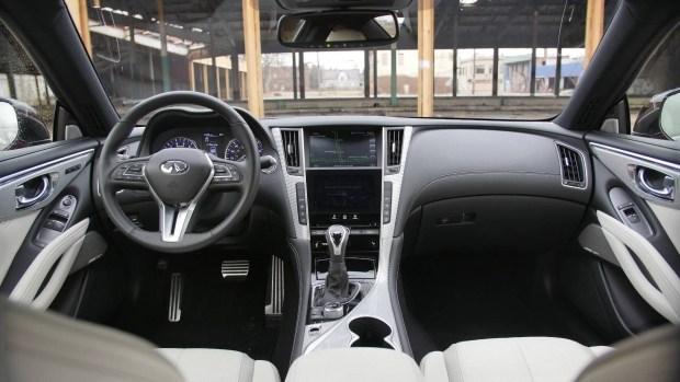 Infiniti представит новую информационно-развлекательную систему
