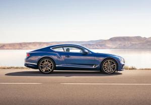 Названы российские цены на новый Bentley Continental GT
