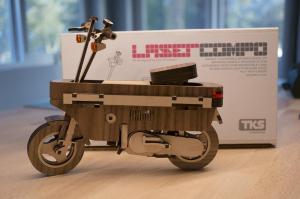Деревянная моделька скутера Laser Compo