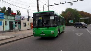 Беременная женщина и ребенок пострадали в ДТП с автобусами в Алматы