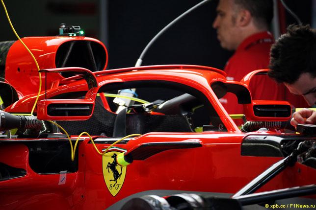 В Ferrari установили зеркала на Halo