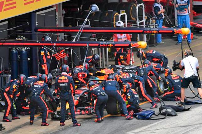 DHL Fastest Pit Stop Award – Red Bull побеждает в Испании