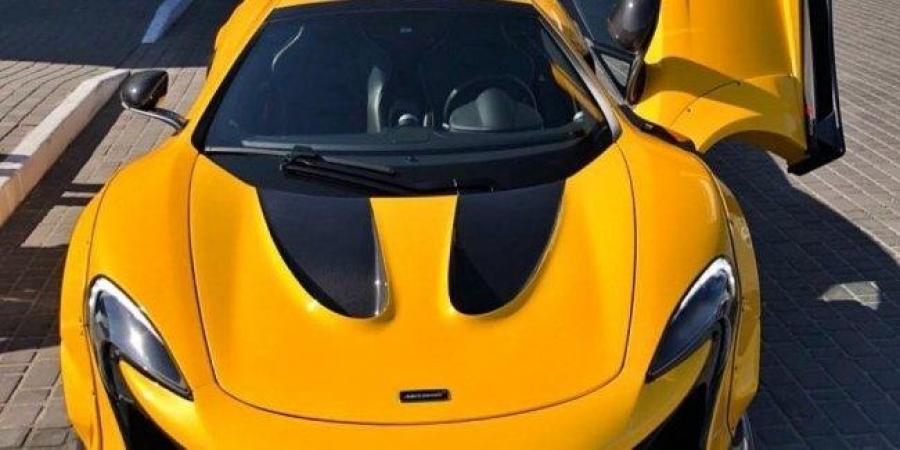 В Украине засняли редкий суперкар McLaren с тюнингом