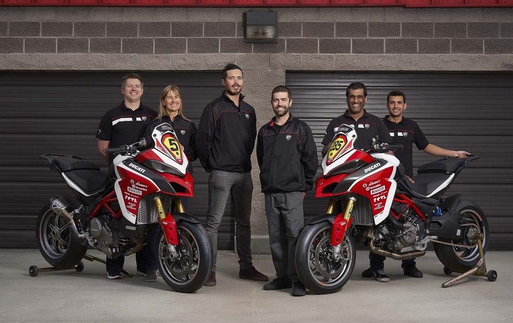 Фото гоночных мотоциклов Ducati Multistrada 1260 Pikes Peak 2018