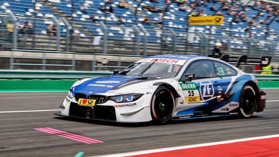Филипп Энг стартует с поула во второй гонке DTM на Лаузицринге