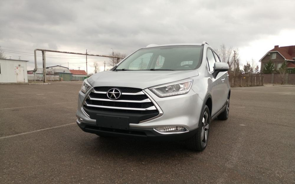 В России возобновились продажи китайских кроссоверов JAC
