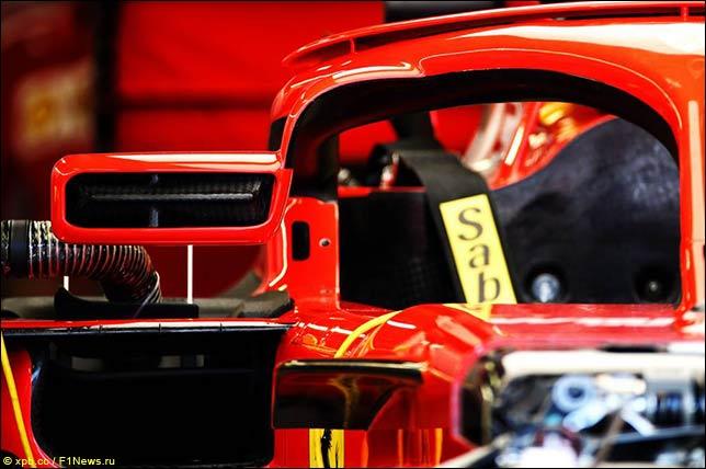 В Ferrari изменили крепления зеркал на Halo