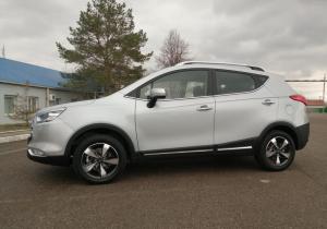 В России возобновились продажи китайских кроссоверов JAC