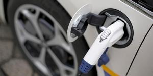 Минпромторг допустил разработку российского электрокара Aurus