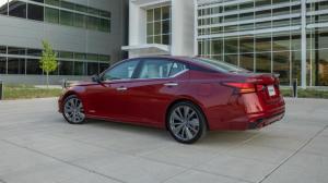 2018 Nissan Altima Platinum Edition One