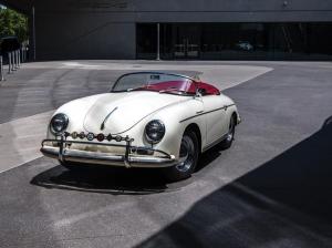 Porsche, пробывший в один руках 51 год, выставят на торги