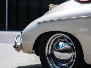 Porsche, пробывший в один руках 51 год, выставят на торги
