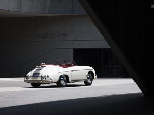 Porsche, пробывший в один руках 51 год, выставят на торги