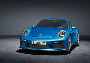 Porsche сделает для 911-го две гибридные версии
