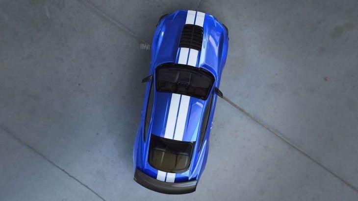 Экстремальный Ford Mustang Shelby GT500: первое официальное фото