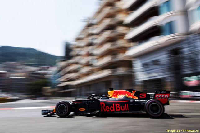 Неоднозначный день для Red Bull Racing